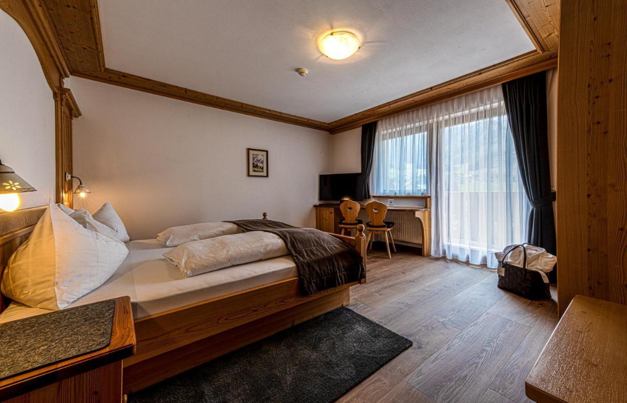 Apartments Sunela Selva di Val Gardena Ngoại thất bức ảnh