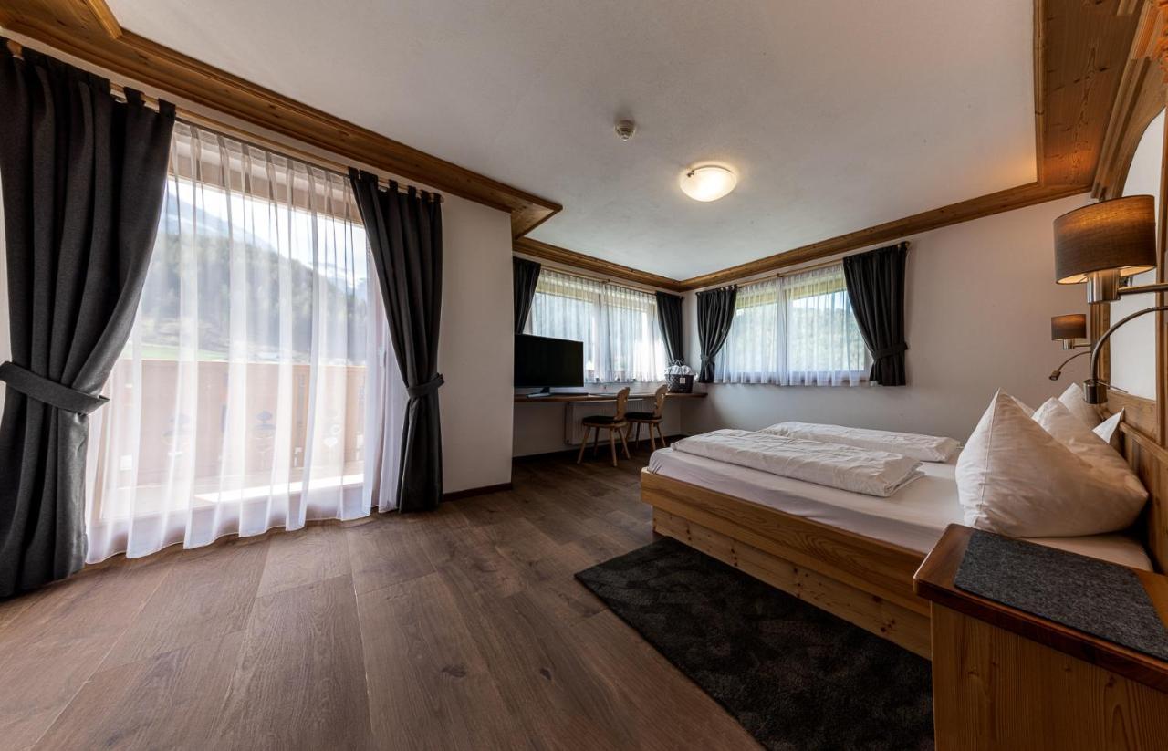 Apartments Sunela Selva di Val Gardena Ngoại thất bức ảnh