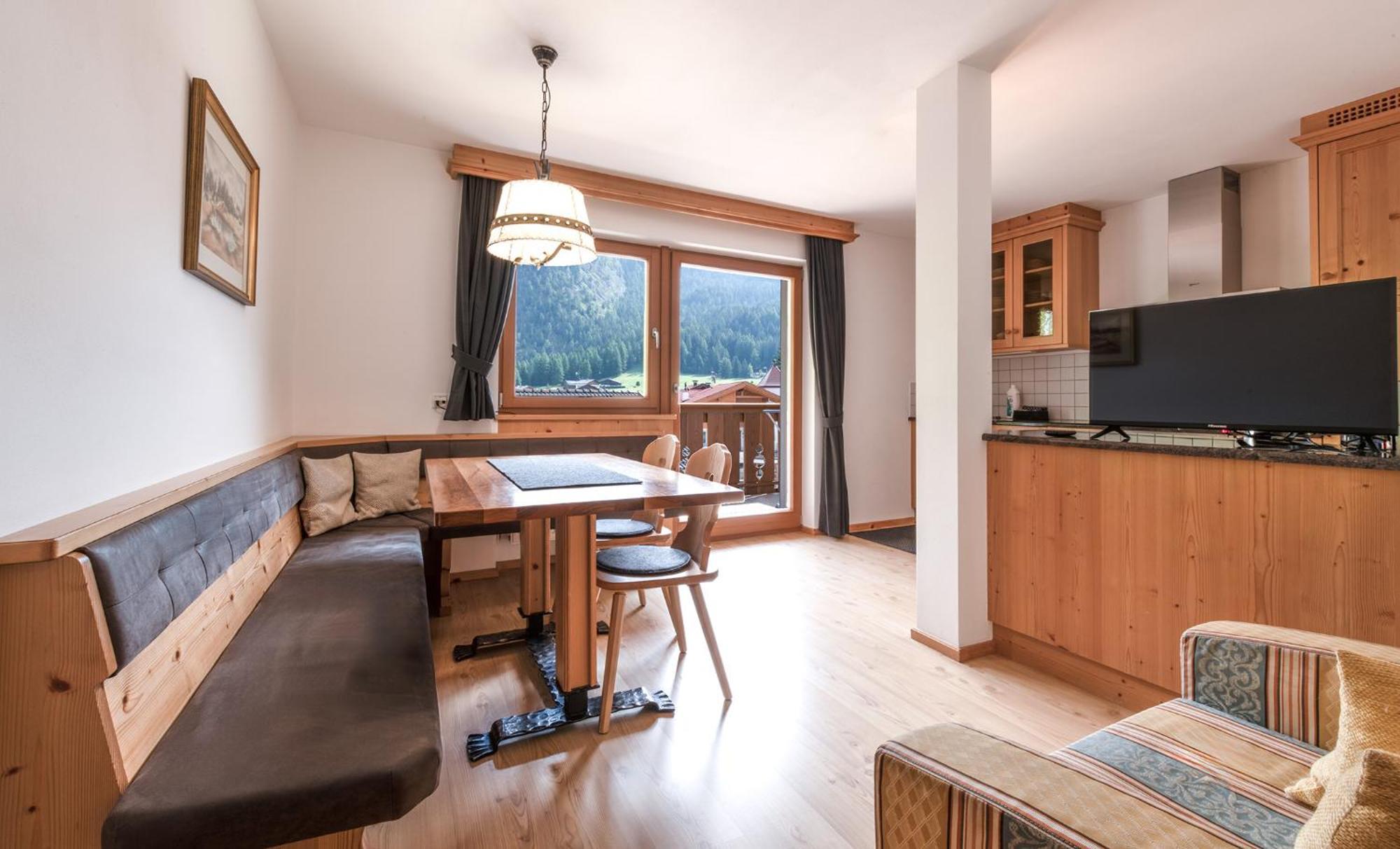 Apartments Sunela Selva di Val Gardena Ngoại thất bức ảnh
