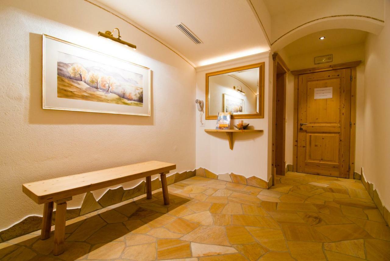Apartments Sunela Selva di Val Gardena Ngoại thất bức ảnh